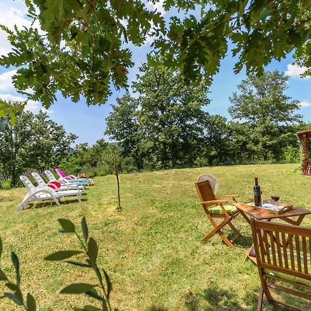 Vacation Home Latini Hum エクステリア 写真