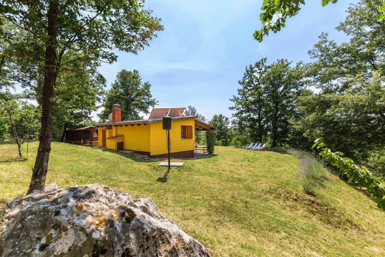 Vacation Home Latini Hum エクステリア 写真