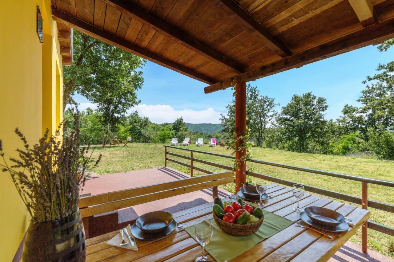 Vacation Home Latini Hum エクステリア 写真